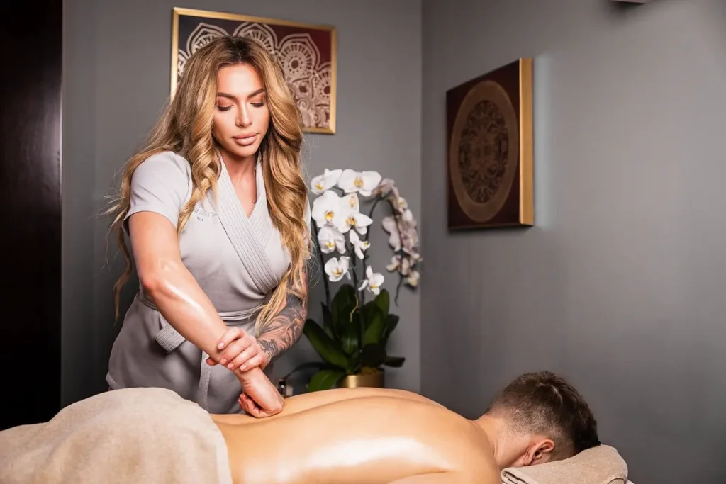 luxury back massage therapy